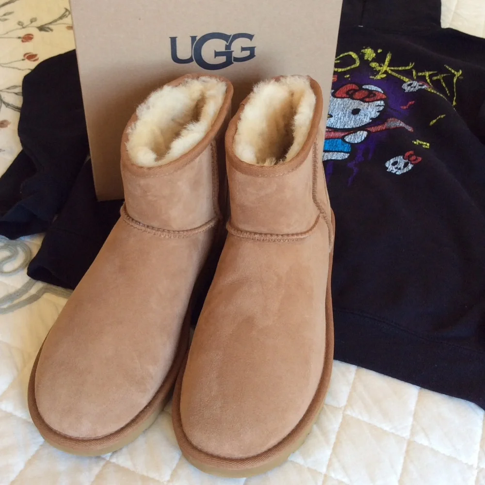 UGG CLASSIC MINI boots